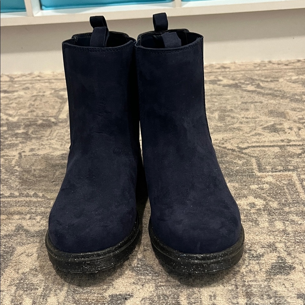 Crewcuts Girls Navy Ankle Boots size 5.5 new with out box